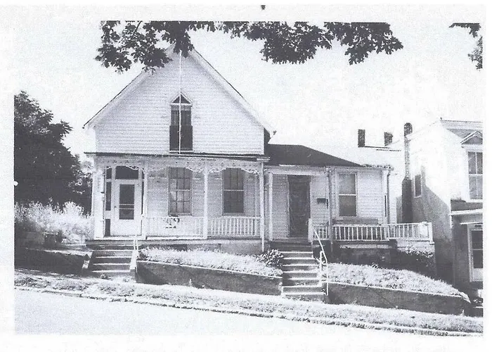 1867 Gothic Vandeventer Home