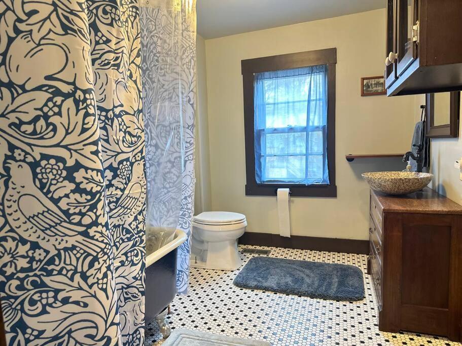 1867 Gothic Vandeventer Holiday home